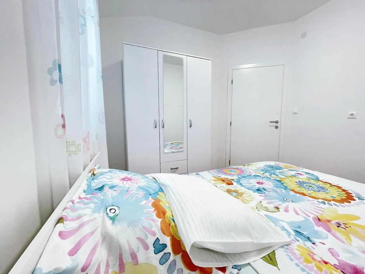 Dolce Apartment Vinkuran